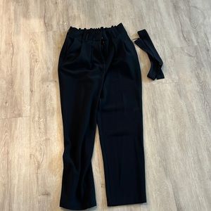 Paper bag waist forever 21 black trousers sz s tapered with belt